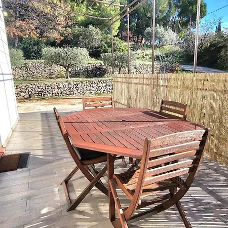 Jolie Maison Neuve Entre Et Colline En Provence Ferienhaus Ollioules